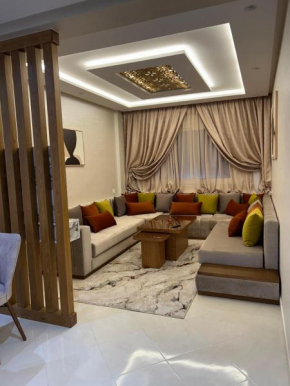 Fully Furnished Apartment Chourouk